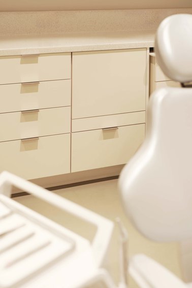 Szczepaniak Teh Chelsea Dental Clinic Surgery