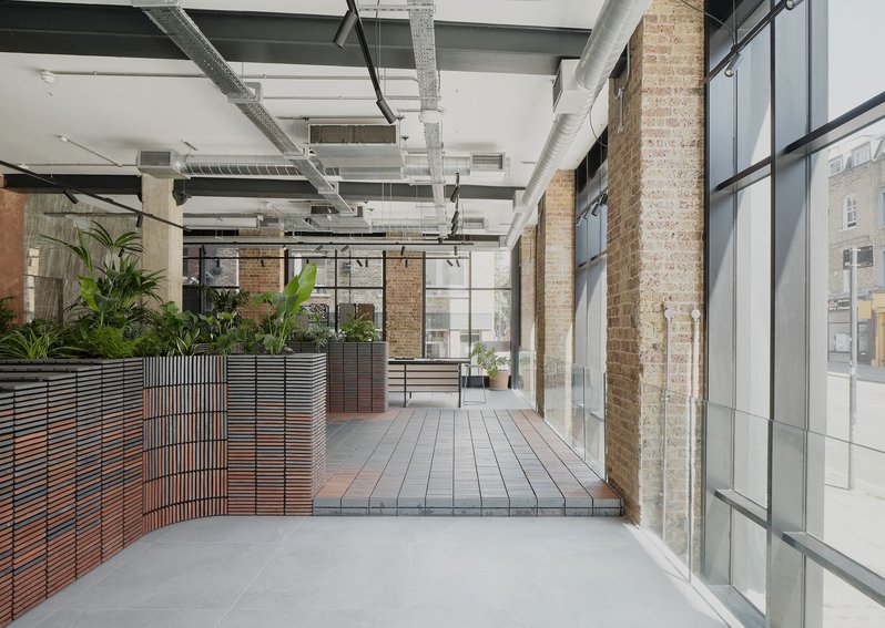 Cdw Installation Solus Ceramics Szczepaniak Astridge Henry Woide Print 003